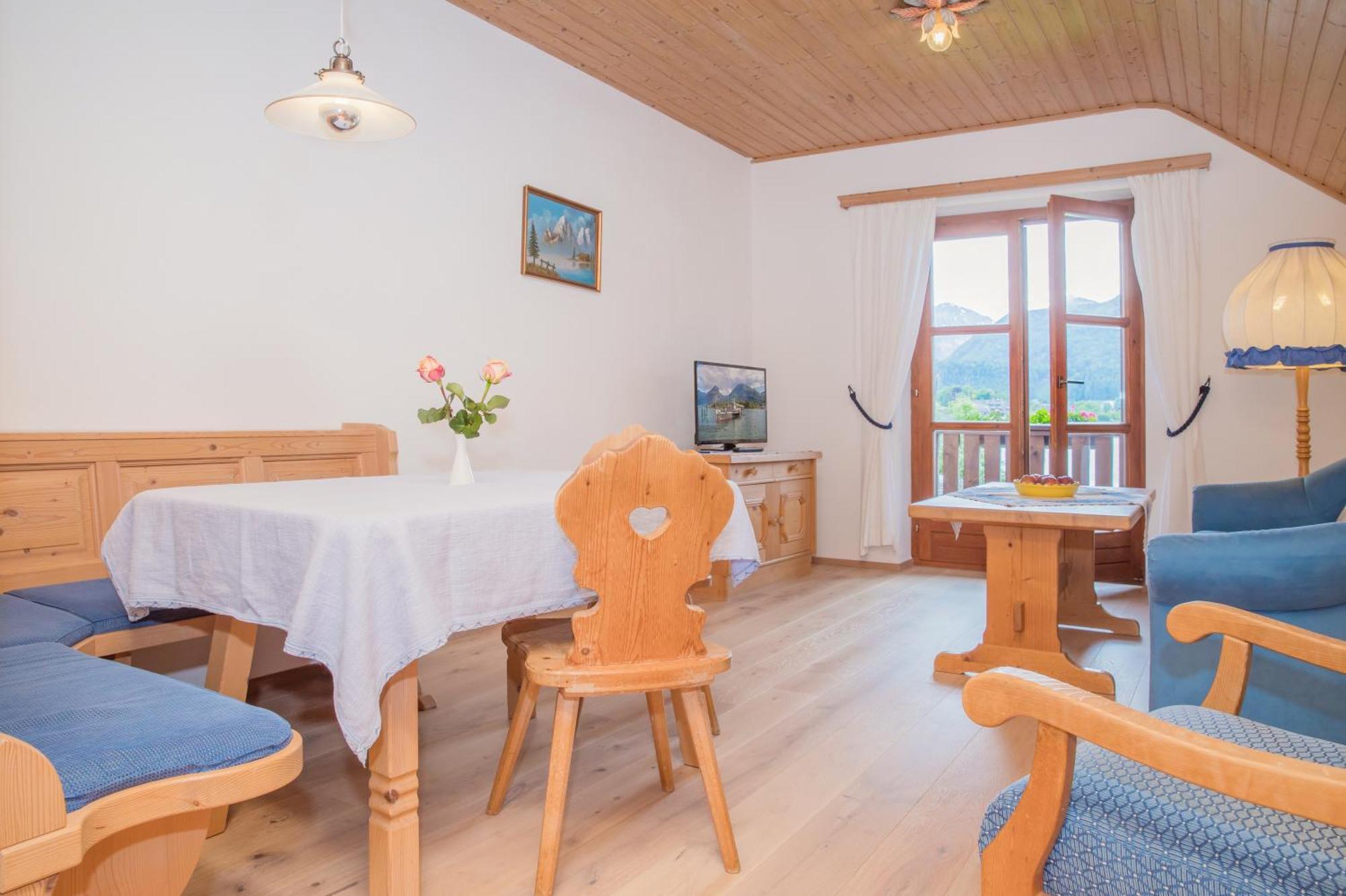 Arndt'S Bootshaus Sankt Wolfgang im Salzkammergut Exterior foto
